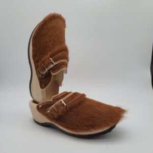 ghörige Hölzlar Fell - Gr. 42